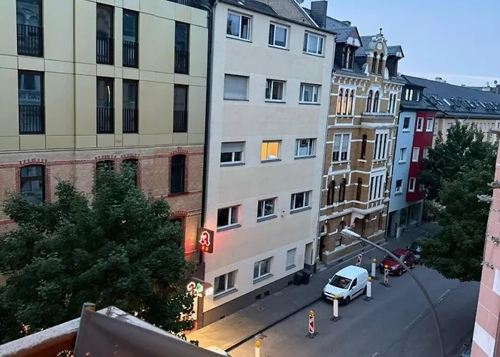Appartement Schoenes In Der Naehe Vom Hauptbahnhof *