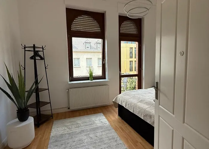 Schoenes In Der Naehe Vom Hauptbahnhof * Koblenz (Rhineland-Palatinate)